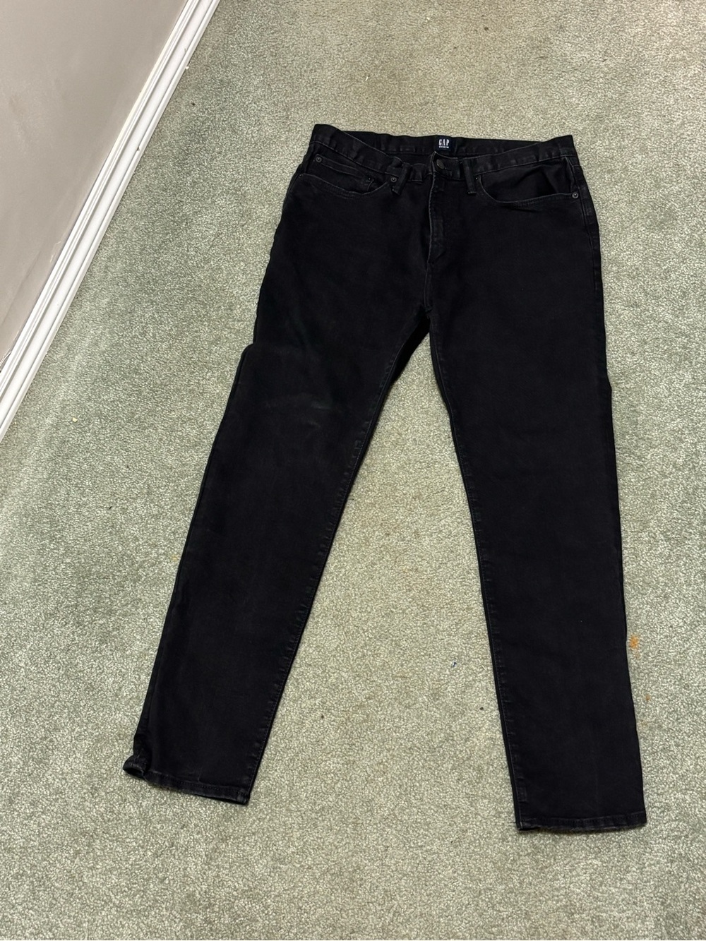 GAP Men's Black Chinos - Straight Fit
